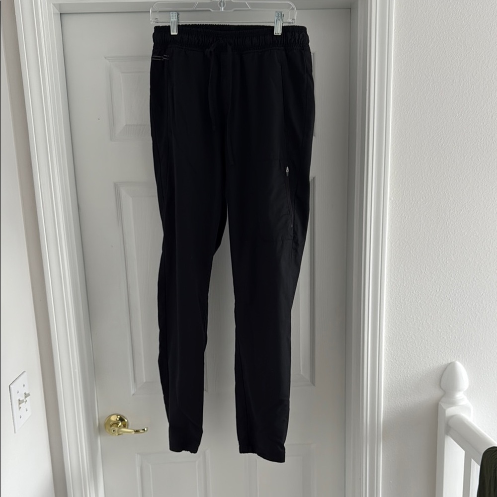 Cherokee men’s medium tall scrub pants. Black. Jogger style